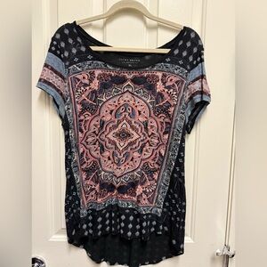 Lucky Brand Women's Black and Pink Mandala Tee